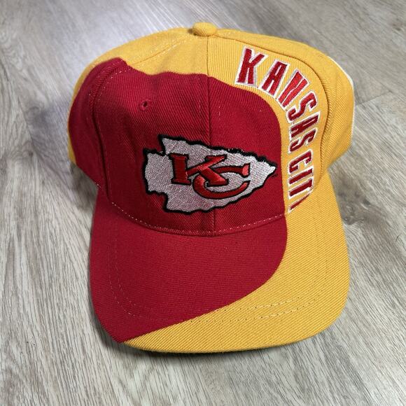 VTG American Needle Kansas City Chiefs Snapback Hat NFL Red Yellow 100% Wool Cap - Picture 1 of 8